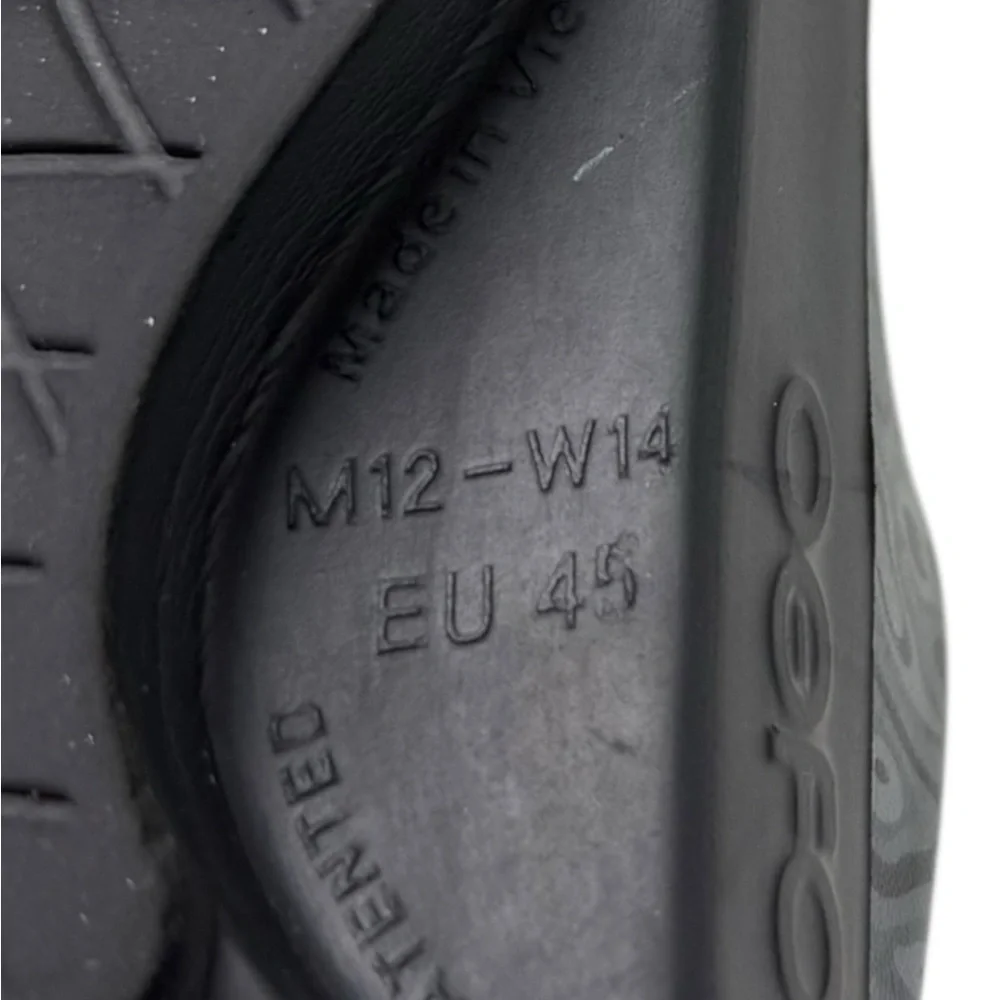 OOFOS Sport Slide Sandals Mens US 12 Gray Black  Camouflage Recovery Comfort